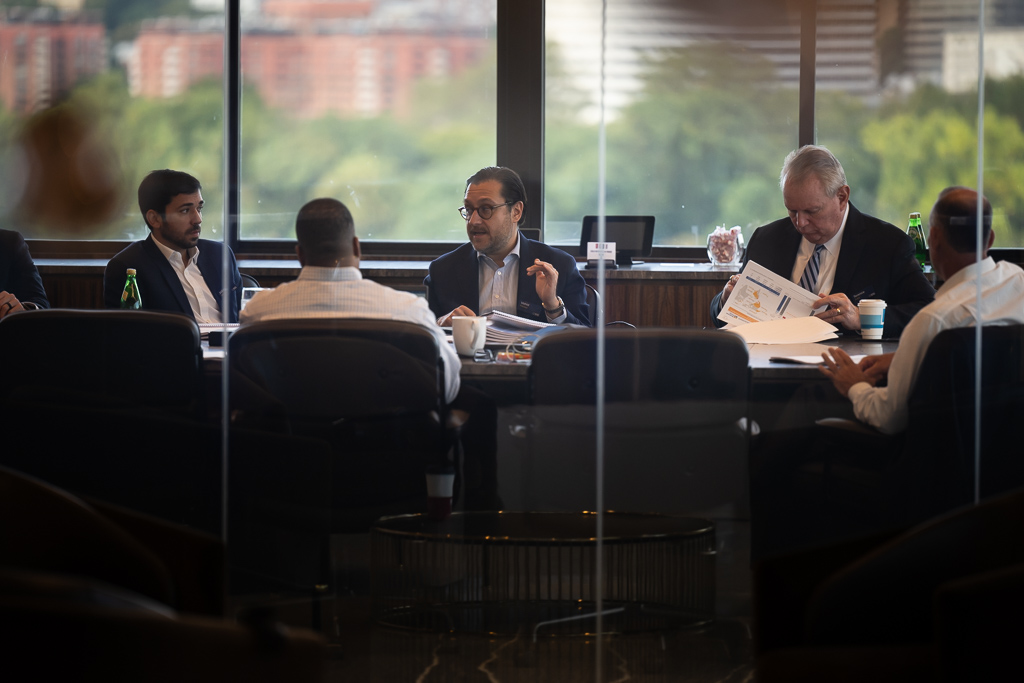hills20231009-eig_office-0031