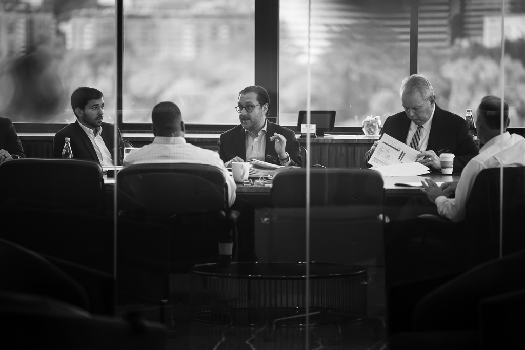 hills20231009-eig_office-0031