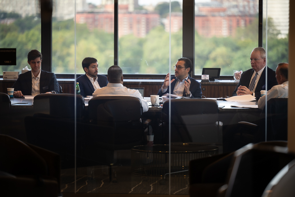 hills20231009-eig_office-0050