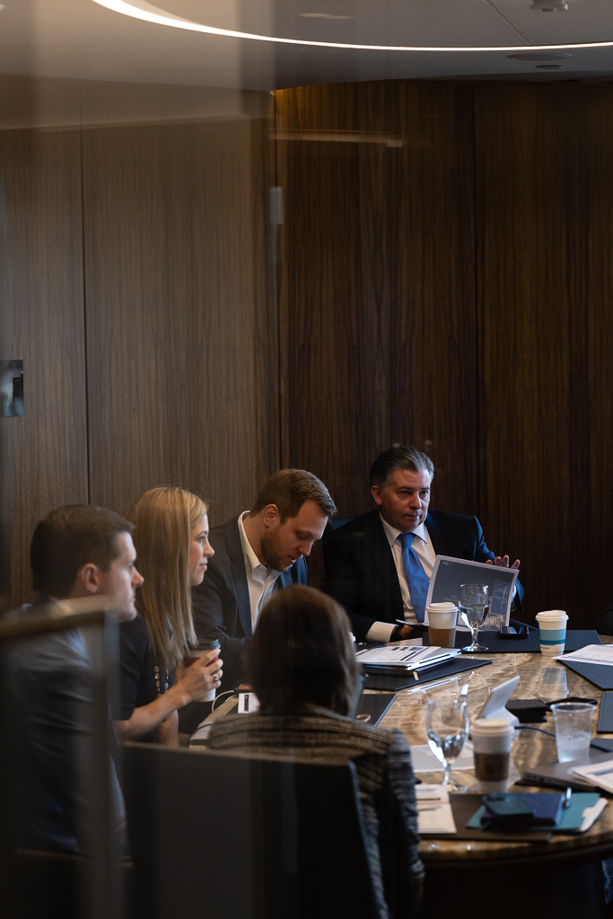 hills20231009-eig_office-0282