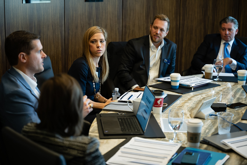 hills20231009-eig_office-0469