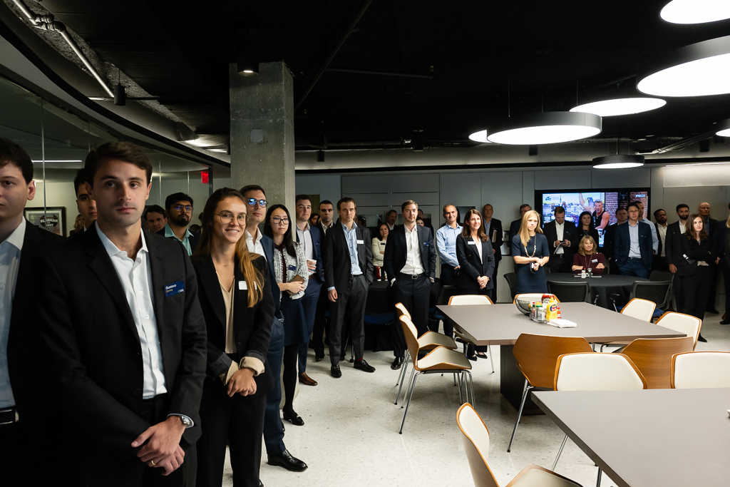 hills20231009-eig_office-0711