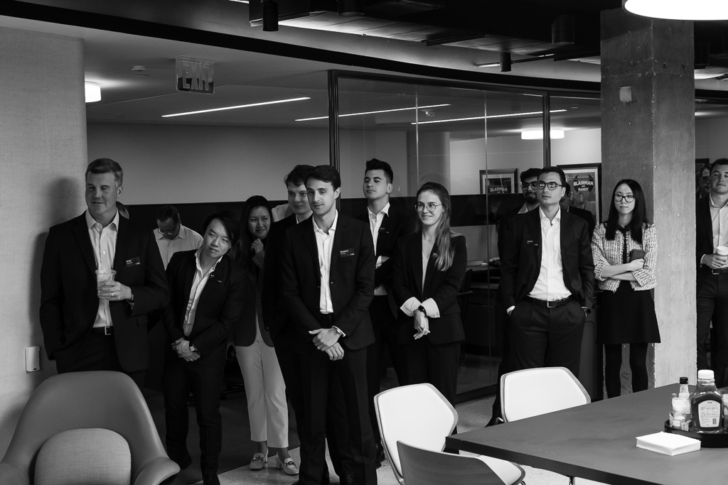 hills20231009-eig_office-0773